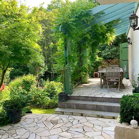 Beautiful Large Stylish Centrally Located In Semesterbostad Pons