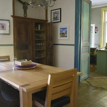 Beautiful Large Stylish Centrally Located In Dom wakacyjny