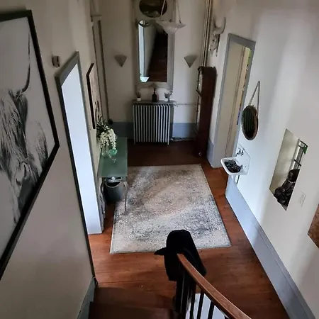 Beautiful Large Stylish Centrally Located In Dom wakacyjny Pons