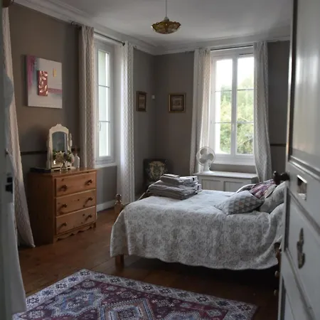 بيت للعطل Beautiful Large Stylish Centrally Located In بونس