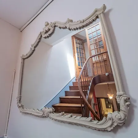 Beautiful Large Stylish Centrally Located In Сasa de vacaciones
