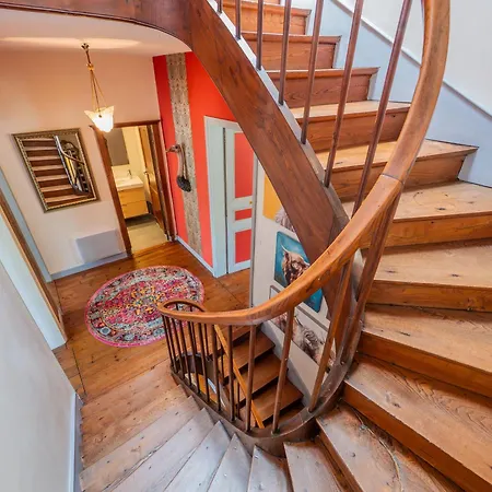 Beautiful Large Stylish Centrally Located In Сasa de vacaciones *