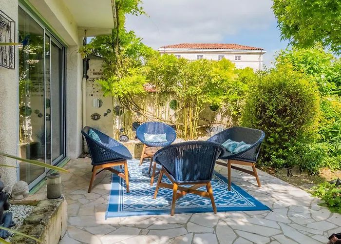 Beautiful Large Stylish Centrally Located In Hébergement de vacances *